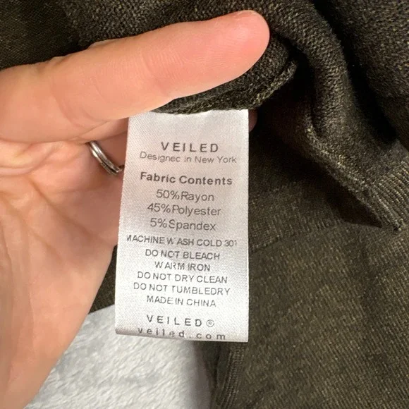 Veiled Cropped Knit Cardigan Shrug Black Forest Green Medium NWT Luxury - Picture 5 of 5